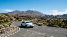Vysvětlení záloh a spoluúčasti při pronájmu auta na Tenerife: Co platíte a jak se obojímu vyhnout