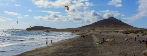 El Medano: Živé, surfem zaměřené pobřežní město na Tenerife