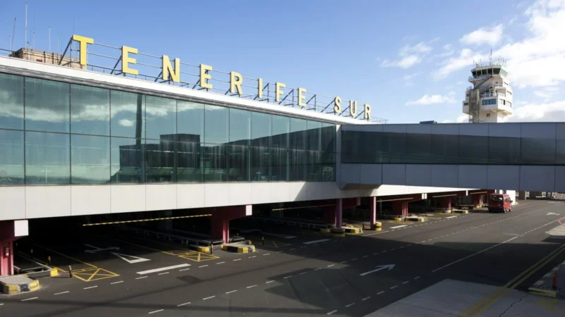 Brána do ráje: Podrobný průvodce po letištích a službách na Tenerife