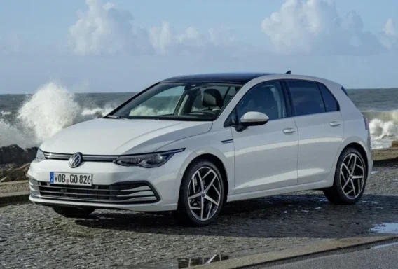 Volkswagen Golf (Manuál, 1.4 L, 5 míst)