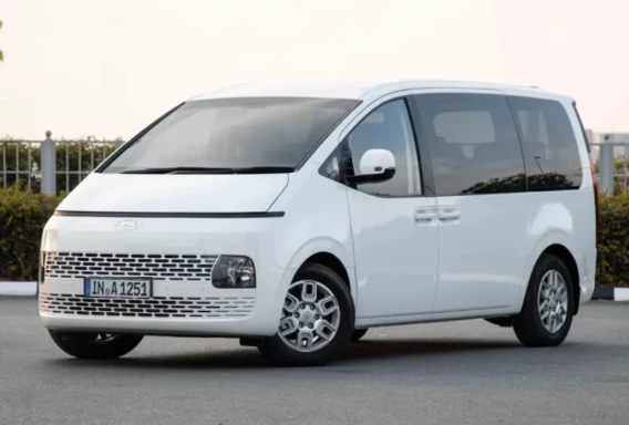 Hyundai Staria (Automat, 3.5 L, 9 míst)