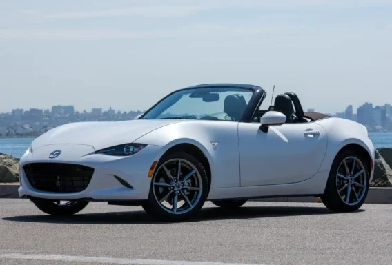 Mazda MX-5 Cabrio 2.0 (Manuál, 2.0 L, 2 místa)