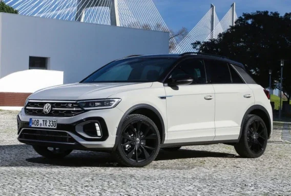 Volkswagen T-Roc (Manuál, 1.5 L, 5 míst)