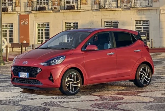 Hyundai i20 (Automat, 1.2 L, 5 míst)